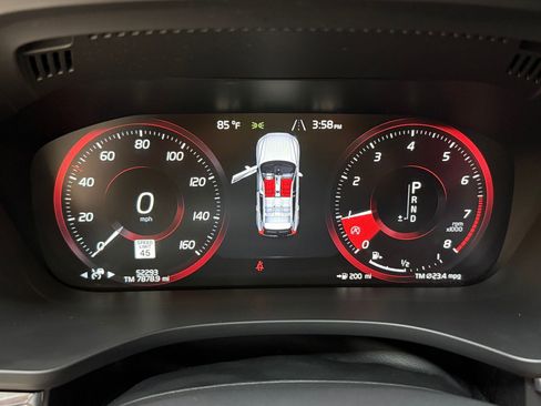 Used 2018 Volvo XC60 T5 Inscription w/ Convenience Package image 19