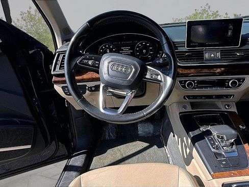 Used 2018 Audi Q5 2.0T Premium Plus w/ Premium Plus Package AWD/4WD image 8