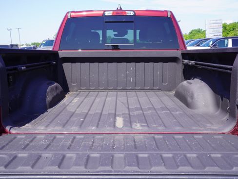Used 2025 RAM 1500 Big Horn AWD/4WD image 7