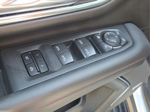 Used 2023 Chevrolet Tahoe RST w/ Luxury Package RWD image 14