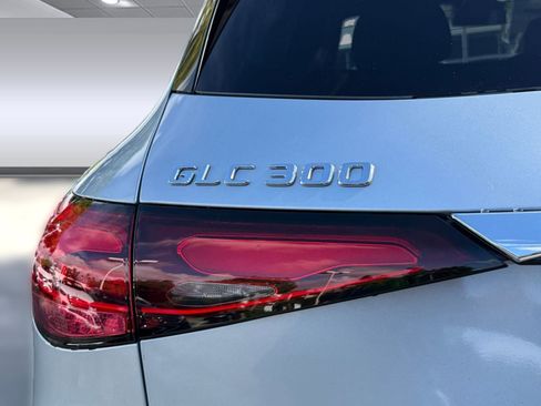 Certified 2026 Mercedes-Benz GLC 300 image 9