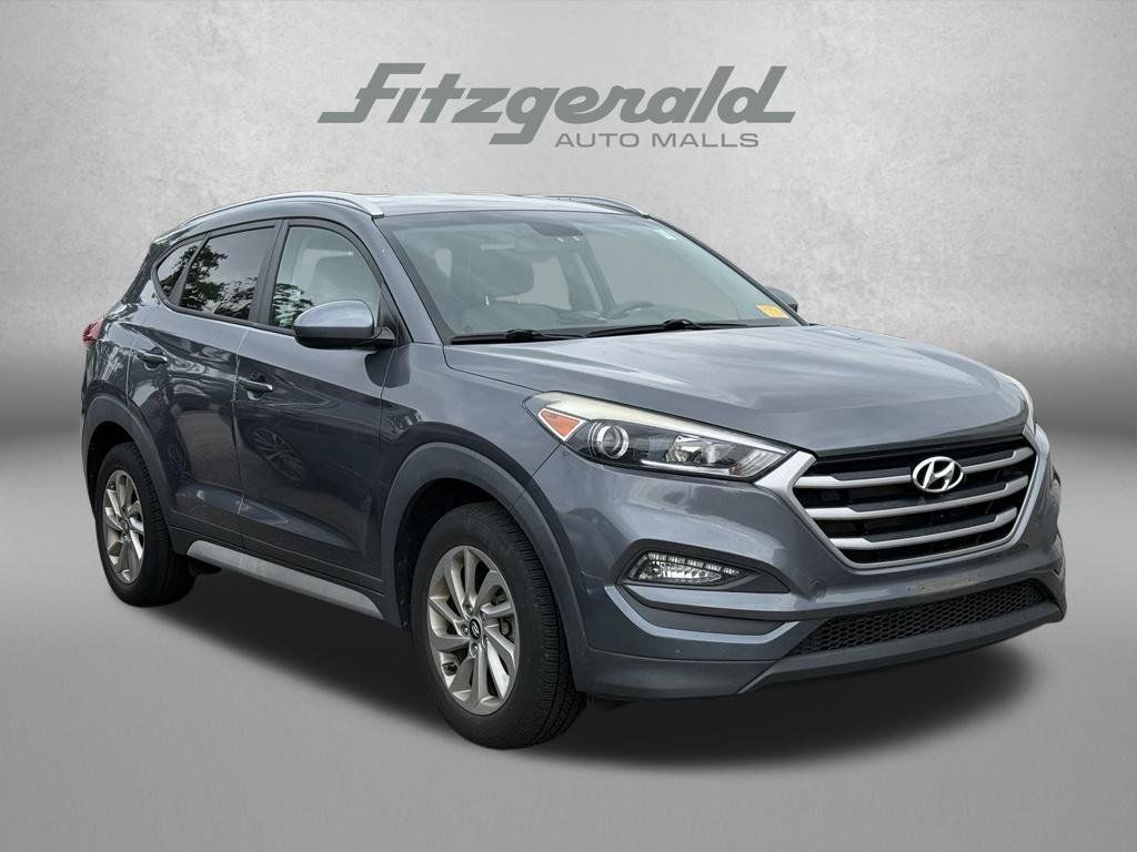 Used 2017 Hyundai Tucson SE w/ SE Popular Package 02 AWD/4WD 360° Tour