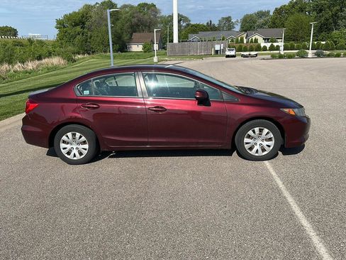 Used 2012 Honda Civic LX image 2
