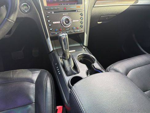Used 2016 Ford Explorer Limited w/ Equipment Group 301A image 17