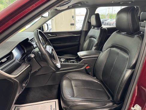 Used 2021 Jeep Grand Cherokee L Limited AWD/4WD image 17