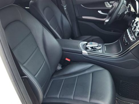 Used 2017 Mercedes-Benz GLC 300 4MATIC image 9