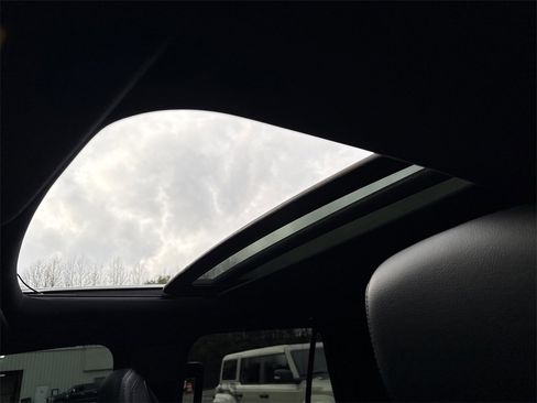 Used 2021 Ford Expedition Max Limited image 26