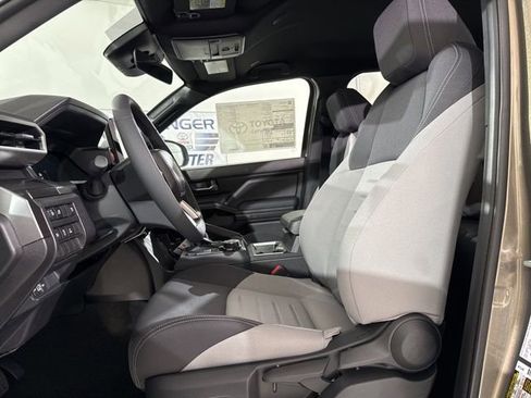 New 2025 Toyota Tacoma TRD Off-Road image 17