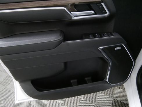 Used 2025 Chevrolet Silverado 1500 RST w/ Convenience Package II image 17