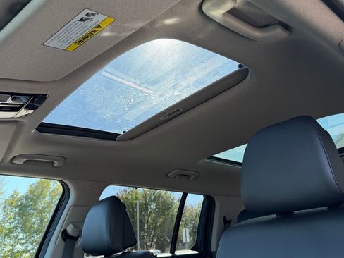 Used 2025 Hyundai Santa Fe Limited image 14