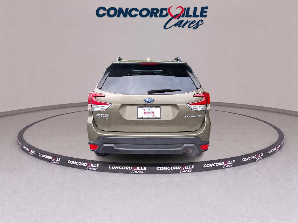 Certified 2023 Subaru Forester Premium AWD/4WD image 6