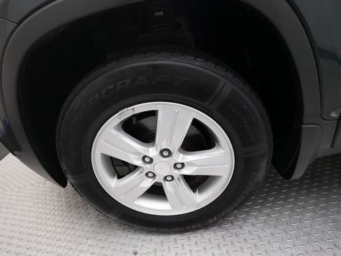 Used 2017 Chevrolet Trax LT w/ Driver Confidence Package image 26