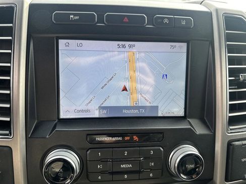 Used 2020 Ford F150 Platinum RWD image 18