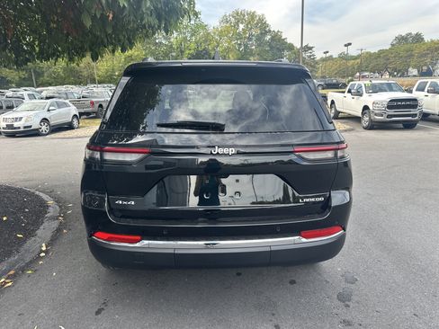 New 2025 Jeep Grand Cherokee Laredo X w/ Luxury Tech Group I image 4