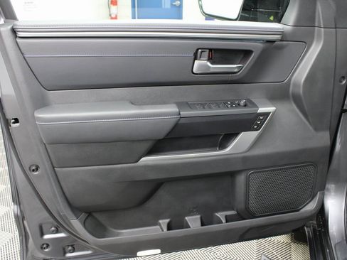 Used 2025 Toyota Sequoia Platinum image 67