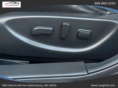 Used 2017 Nissan Maxima 3.5 SV FWD image 19