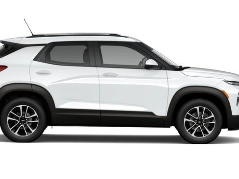 New 2026 Chevrolet TrailBlazer LT FWD image 3