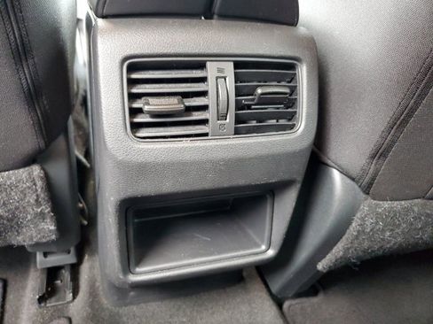 Used 2023 Nissan Rogue S image 16