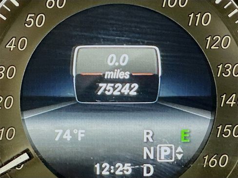 Used 2015 Mercedes-Benz GLK 350 2WD image 14