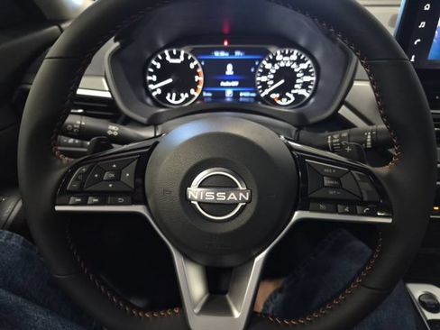 New 2026 Nissan Altima 2.5 SR FWD image 12