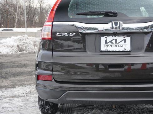 Used 2015 Honda CR-V LX image 12