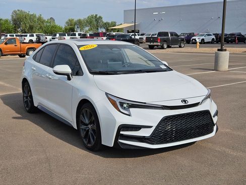 Used 2026 Toyota Corolla XSE FWD image 7