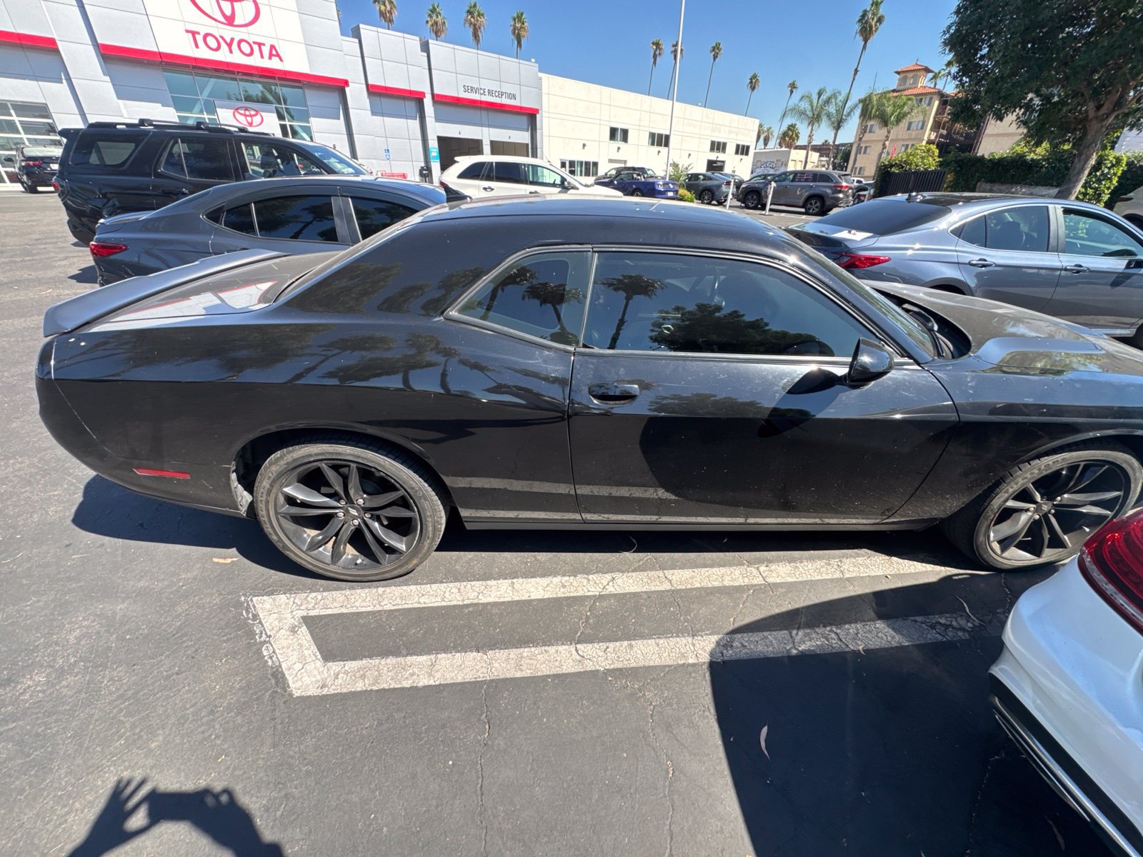 Used 2018 Dodge Challenger SXT Plus RWD image 7