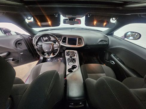 Used 2022 Dodge Challenger GT w/ Blacktop Package AWD/4WD image 27
