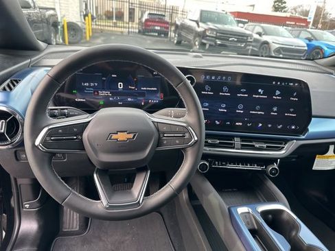 New 2026 Chevrolet Equinox EV LT image 13