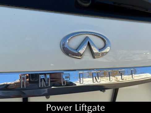 Used 2019 INFINITI QX60 Luxe w/ Essential Package image 11