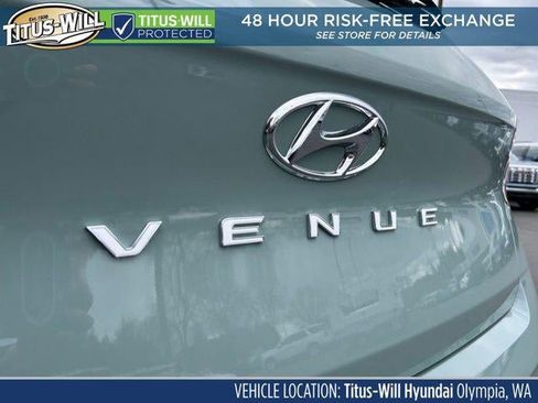 New 2026 Hyundai Venue SEL FWD image 32