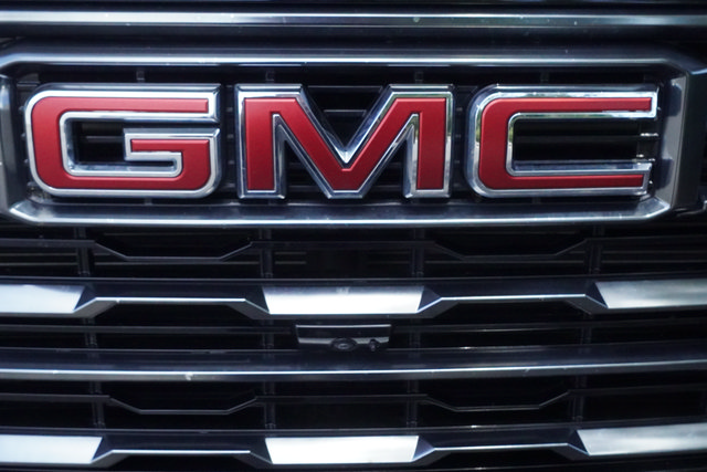 Used 2024 GMC Sierra 3500 AT4 AWD/4WD image 41