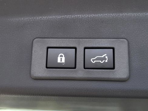 Used 2026 Subaru Ascent Premium AWD/4WD image 11