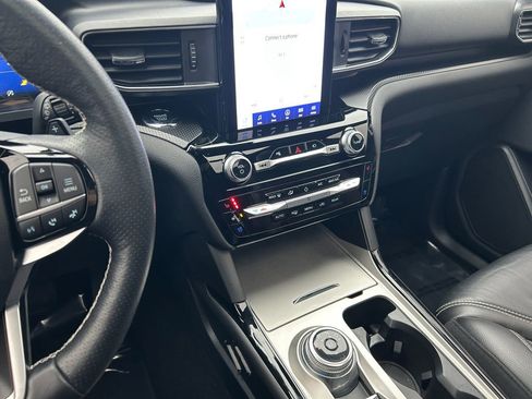 Used 2022 Ford Explorer ST w/ ST Street Pack image 20