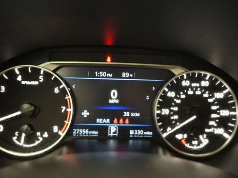 Used 2025 Nissan Altima 2.5 SV FWD image 17