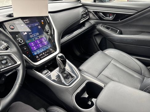 Certified 2022 Subaru Outback Limited image 21