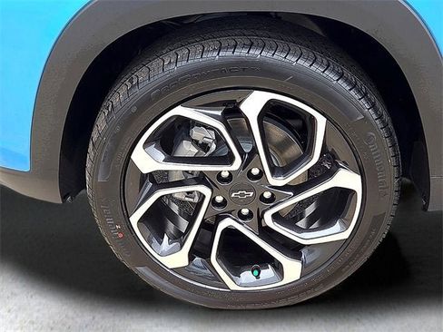 New 2026 Chevrolet Trax RS image 9