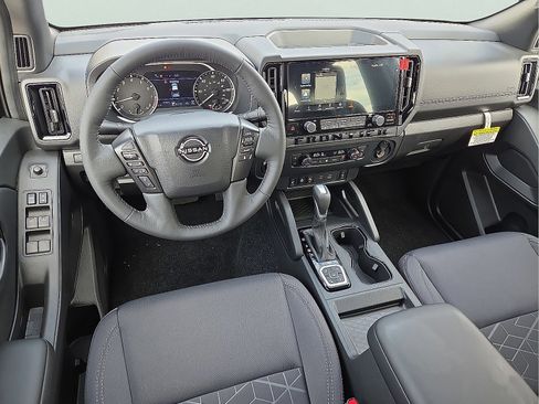 New 2026 Nissan Frontier SV w/ SV Convenience Package image 11