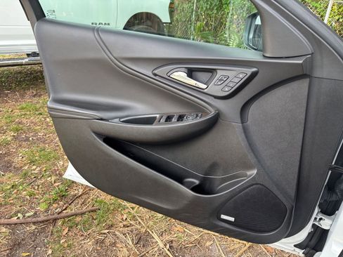 Used 2024 Chevrolet Malibu LT image 20