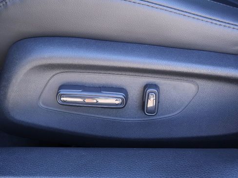 Used 2023 Acura Integra Base image 24