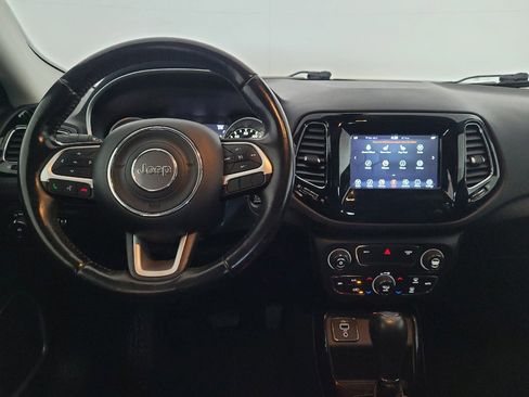 Used 2021 Jeep Compass Latitude FWD image 22