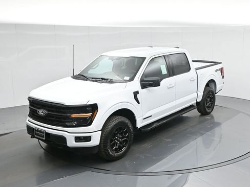 New 2025 Ford F150 XLT w/ Equipment Group 301A Standard image 40