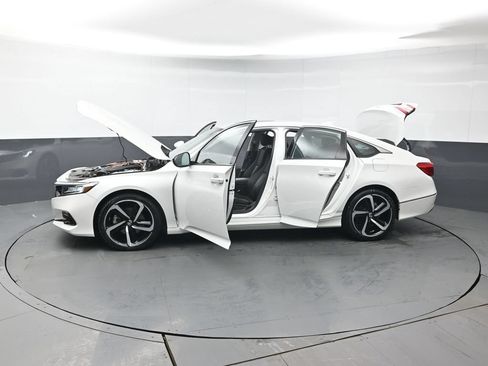 Used 2021 Honda Accord EX image 44