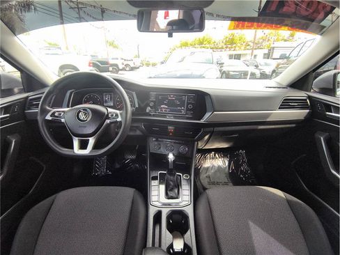 Used 2021 Volkswagen Jetta S FWD image 6