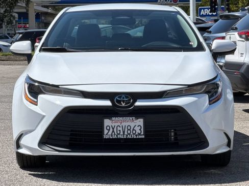 Certified 2025 Toyota Corolla LE w/ Convenience Package FWD image 8