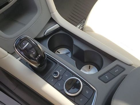 Used 2020 Cadillac XT5 Premium Luxury w/ LPO, Floor Liner Package image 19