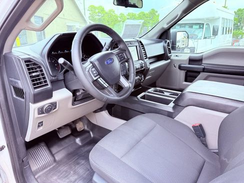 Used 2020 Ford F150 XL w/ Equipment Group 101A Mid RWD image 5