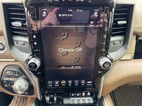 Used 2019 RAM 1500 Limited image 19