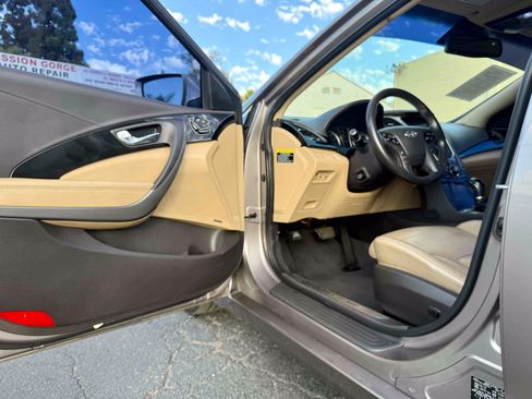 Used 2013 Hyundai Azera w/ Technology Pkg FWD image 15
