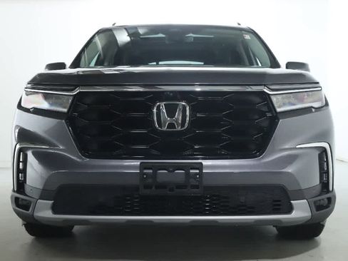 Used 2024 Honda Pilot Elite image 5